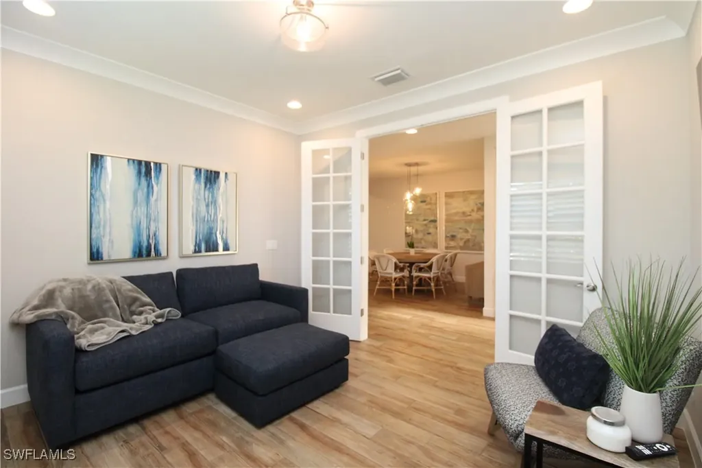9423 Terresina Drive Naples FL 34119
