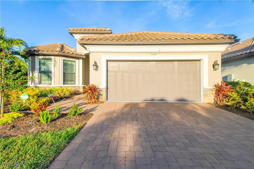 9423 Terresina Drive Naples FL 34119