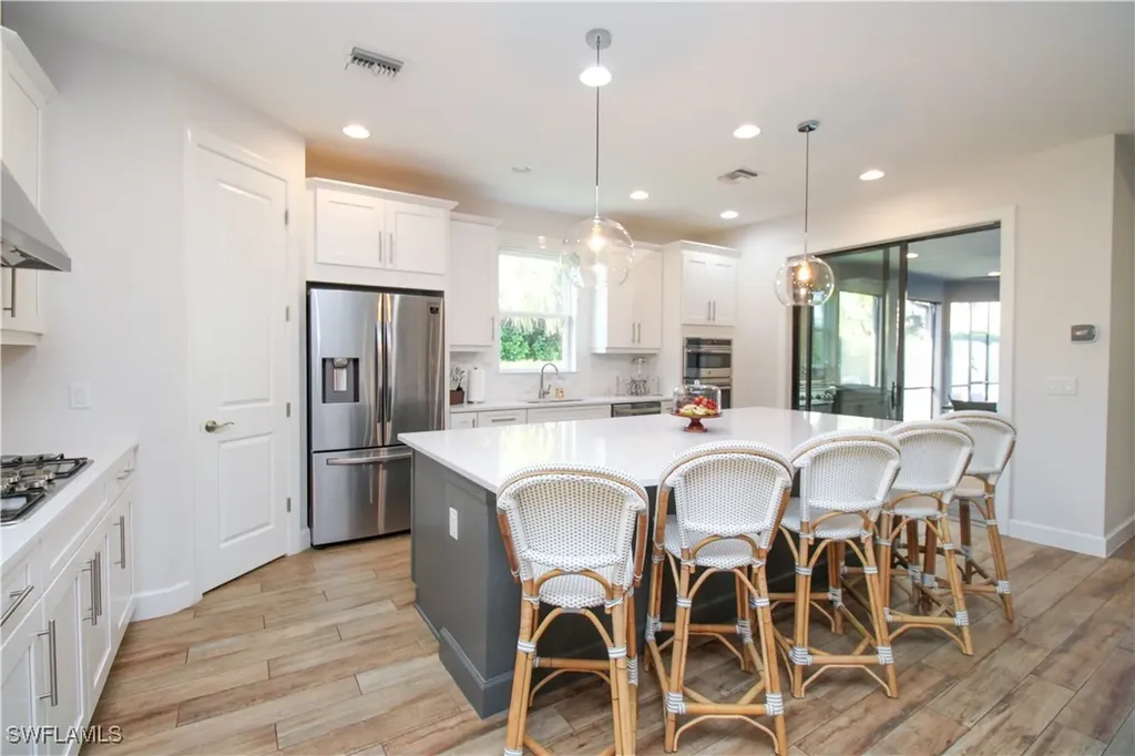 9423 Terresina Drive Naples FL 34119
