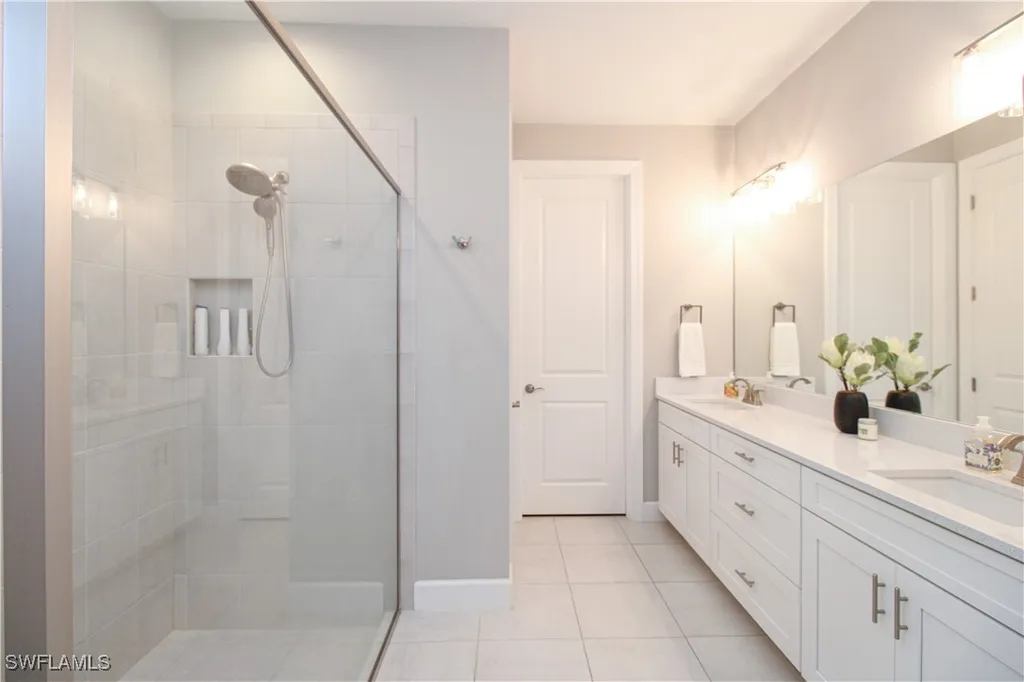 9423 Terresina Drive Naples FL 34119