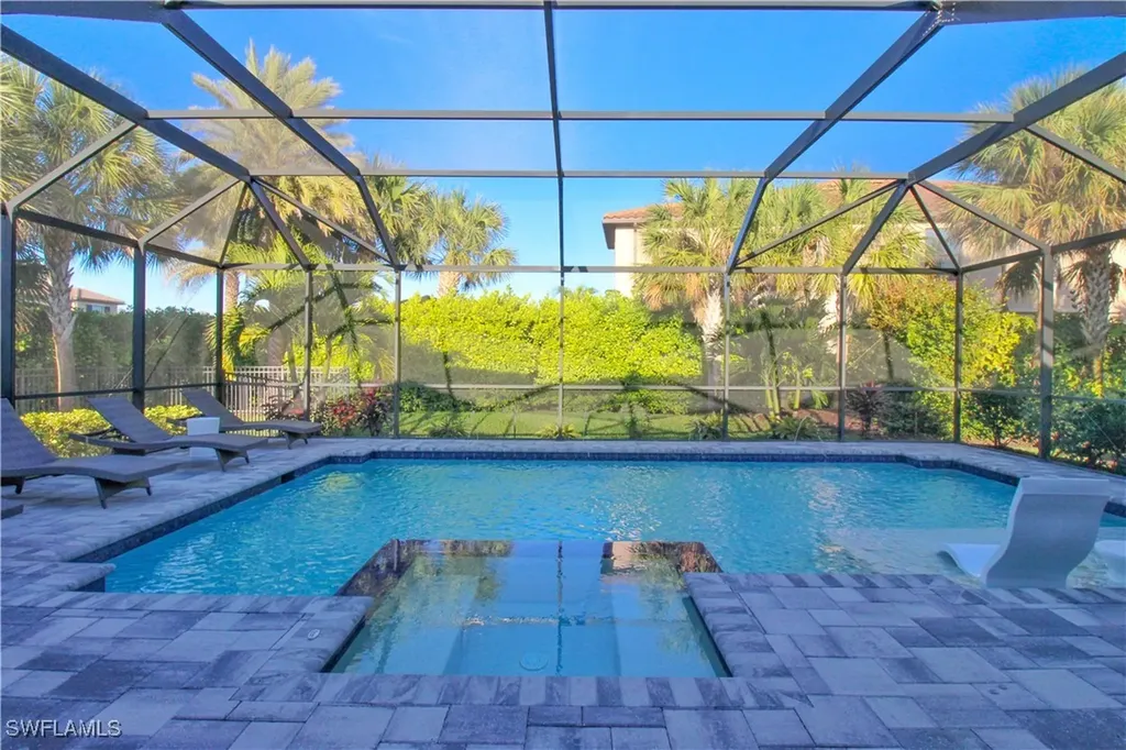 9423 Terresina Drive Naples FL 34119