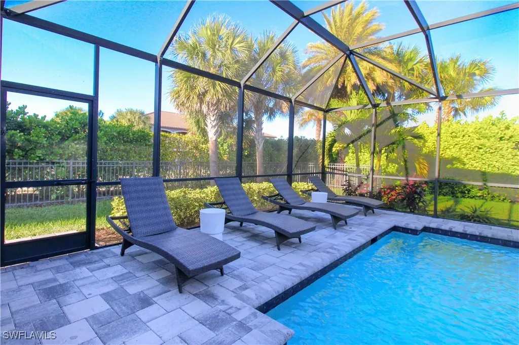 9423 Terresina Drive Naples FL 34119
