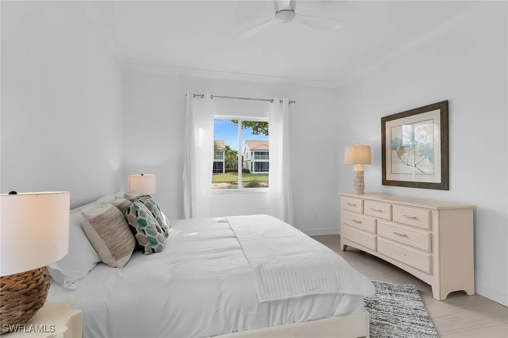 700 Saratoga Circle Naples FL 34104