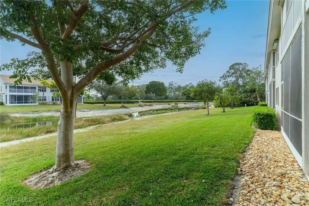700 Saratoga Circle Naples FL 34104