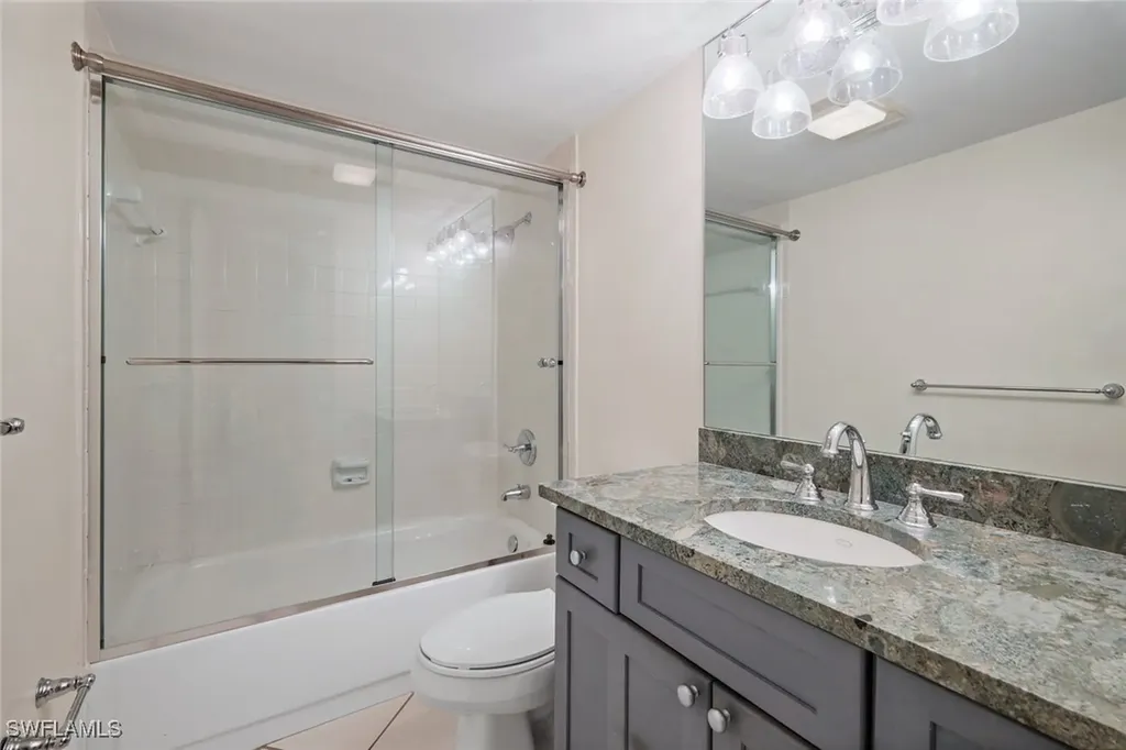 4160 Crayton Road Naples FL 34103