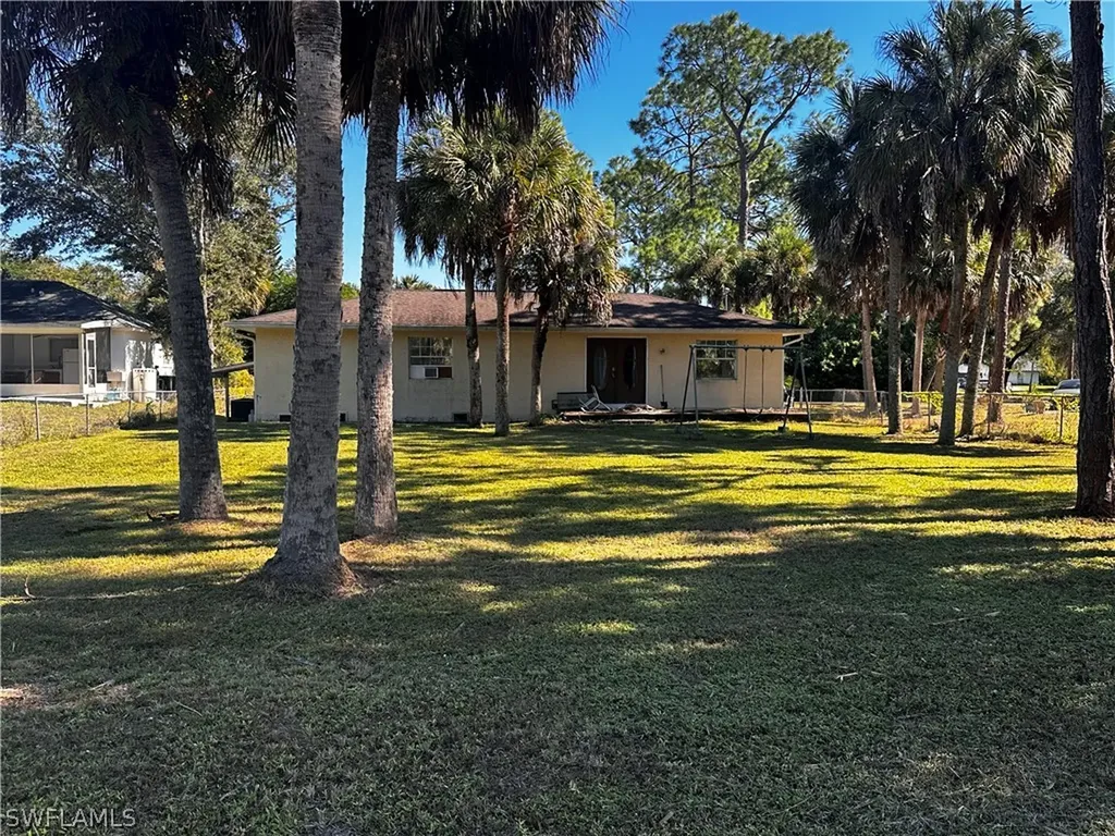 231 14th Street NE Naples FL 34120
