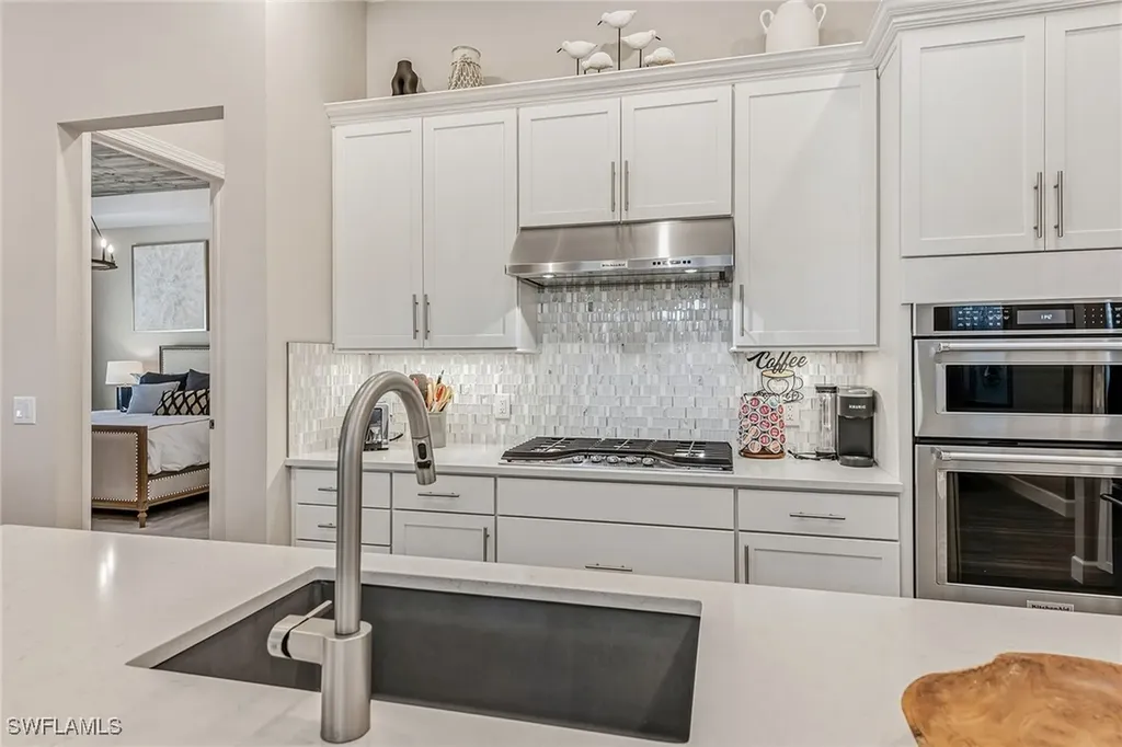 2796 Amaranda Court Naples FL 34114