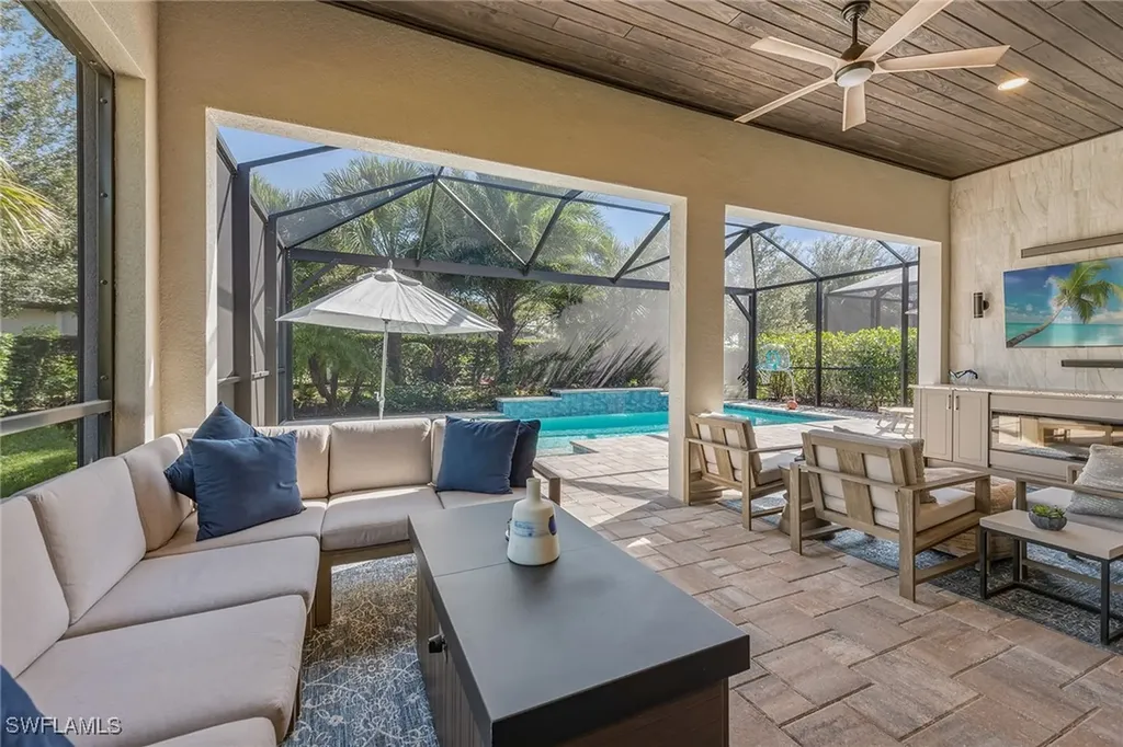 2796 Amaranda Court Naples FL 34114
