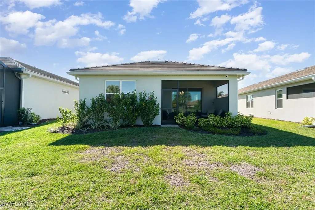 28223 Captiva Shell Loop Bonita Springs FL 34135