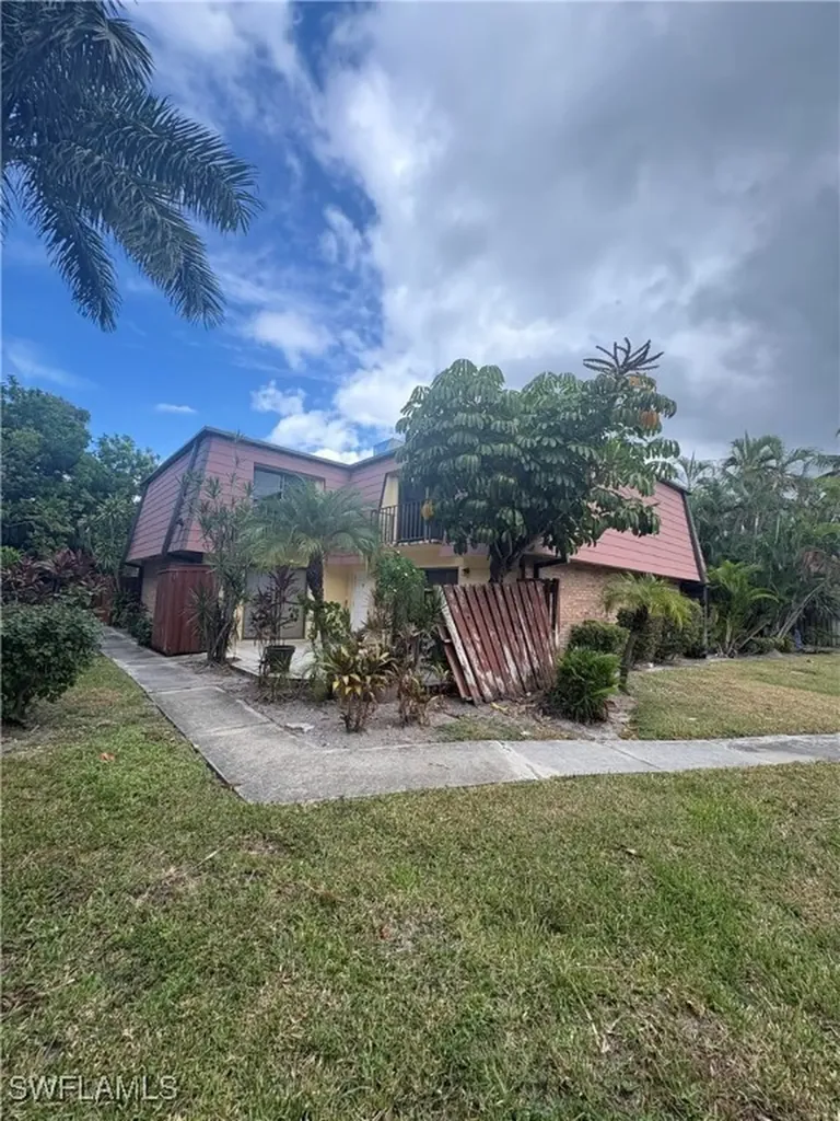 12324 Woodrose Court Fort Myers FL 33907