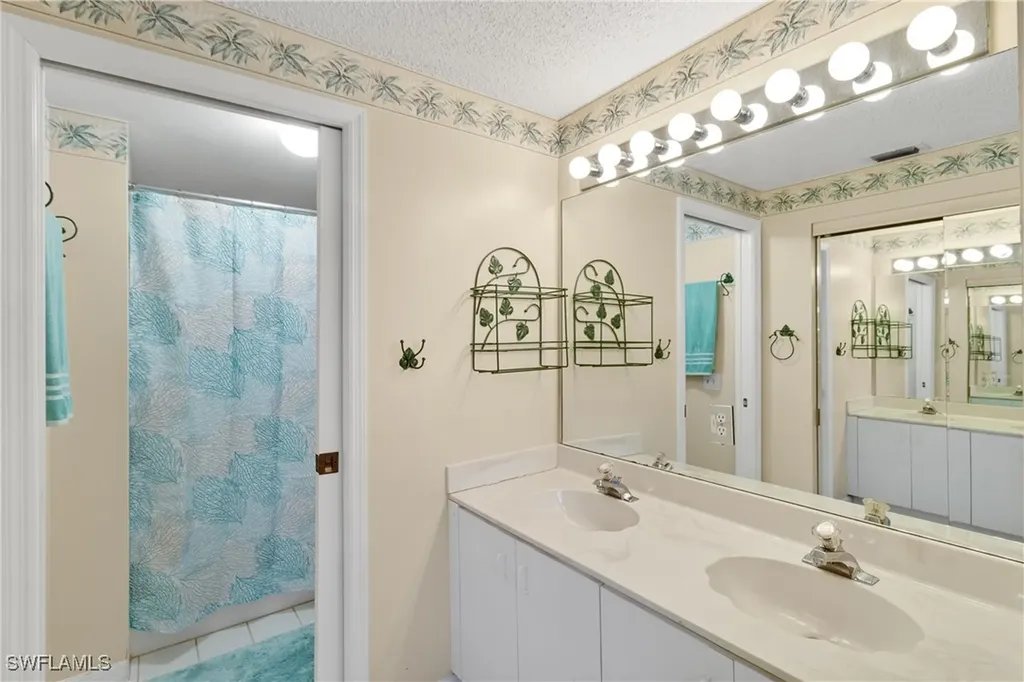 1044 Woodshire Lane Naples FL 34105