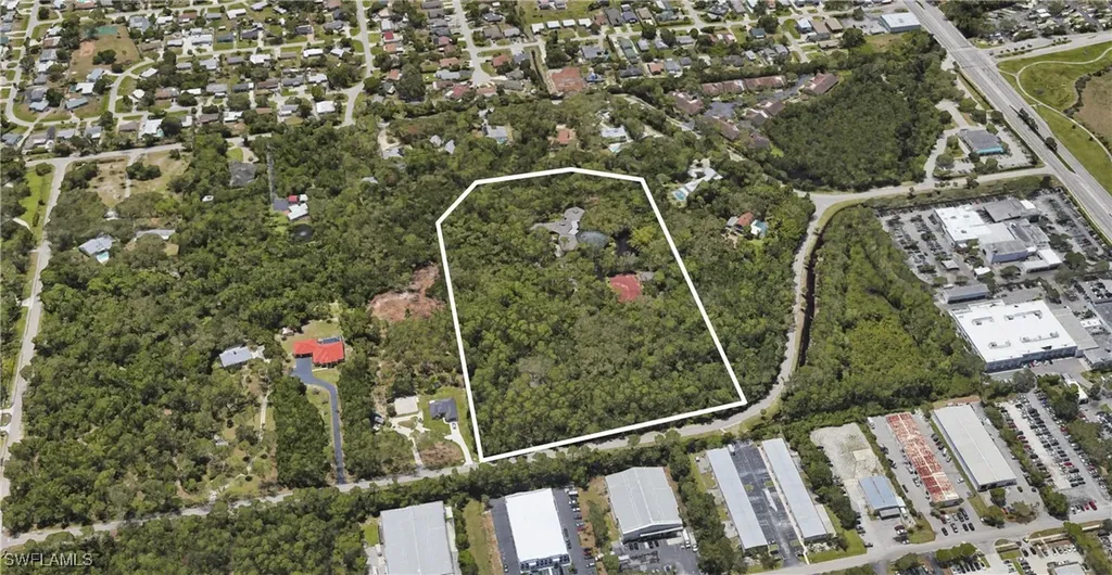 3720 Gail Boulevard Naples FL 34104