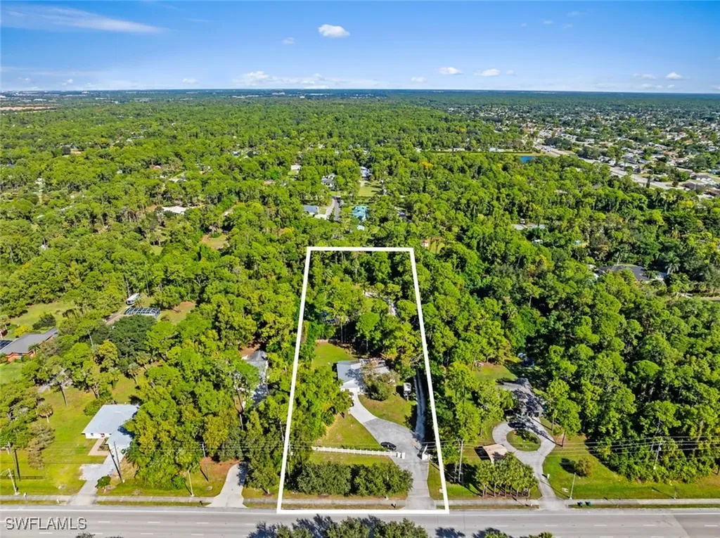 5731 Golden Gate Parkway Naples FL 34116
