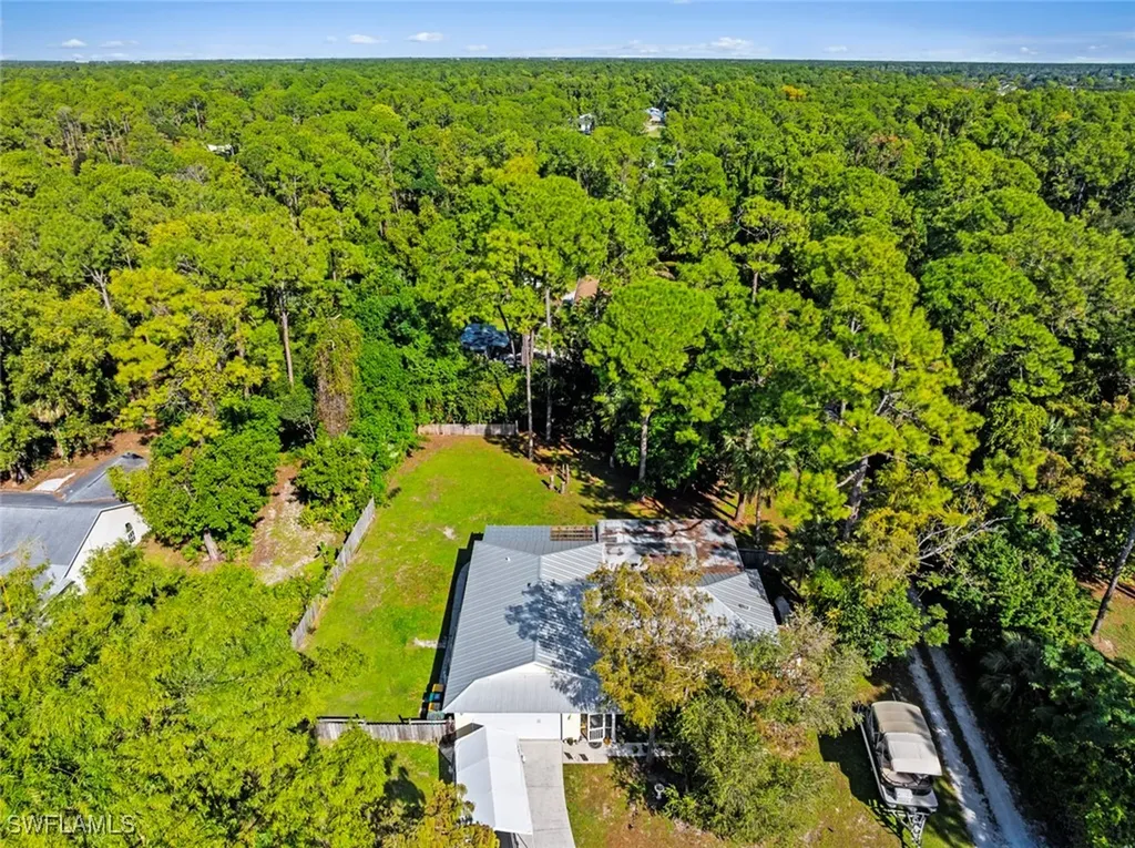 5731 Golden Gate Parkway Naples FL 34116