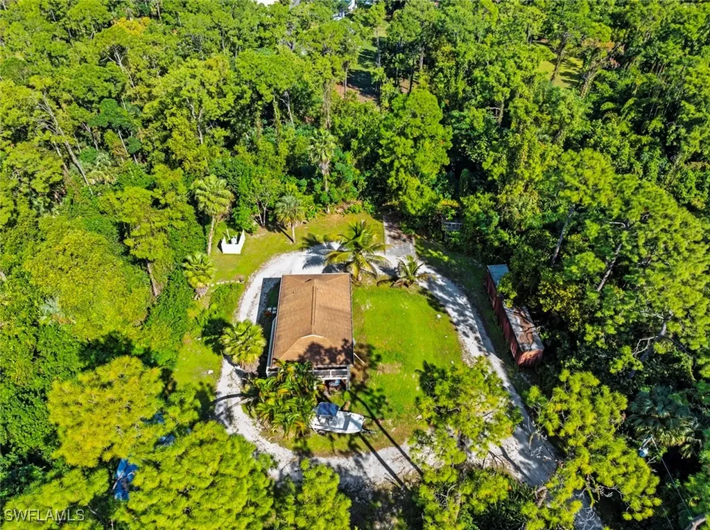5731 Golden Gate Parkway Naples FL 34116