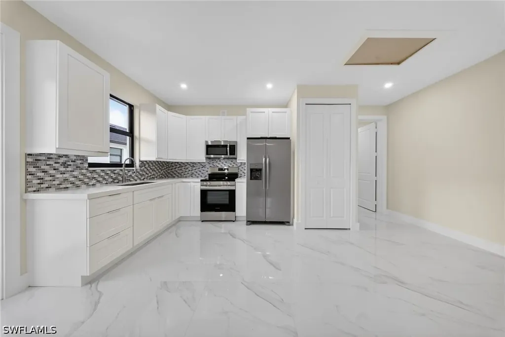 3565 43rd Avenue NE Naples FL 34120