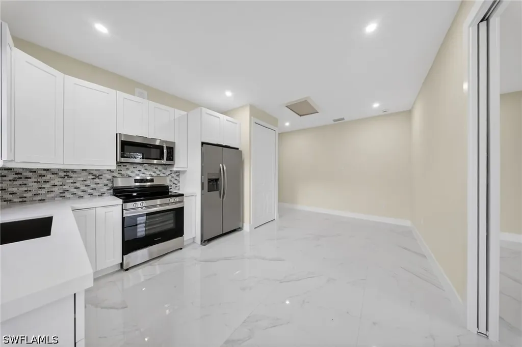 3565 43rd Avenue NE Naples FL 34120