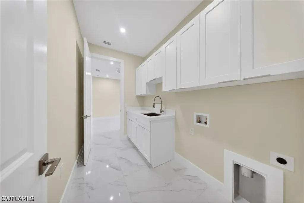 3565 43rd Avenue NE Naples FL 34120