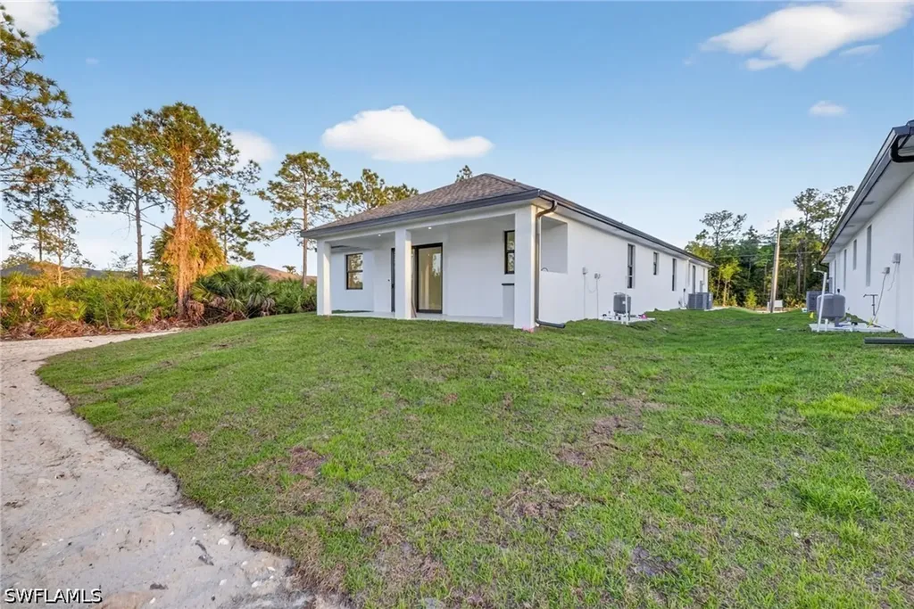 3565 43rd Avenue NE Naples FL 34120