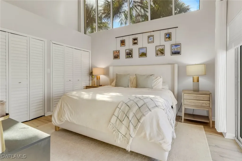 4536 Court Way Naples FL 34109