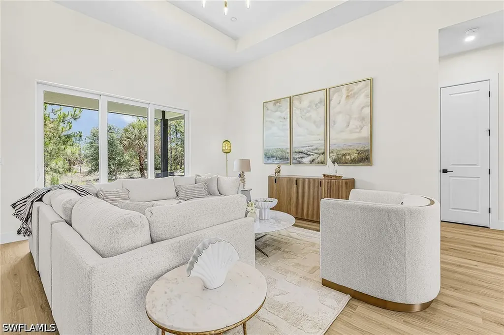 4446 8th Street NE Naples FL 34120