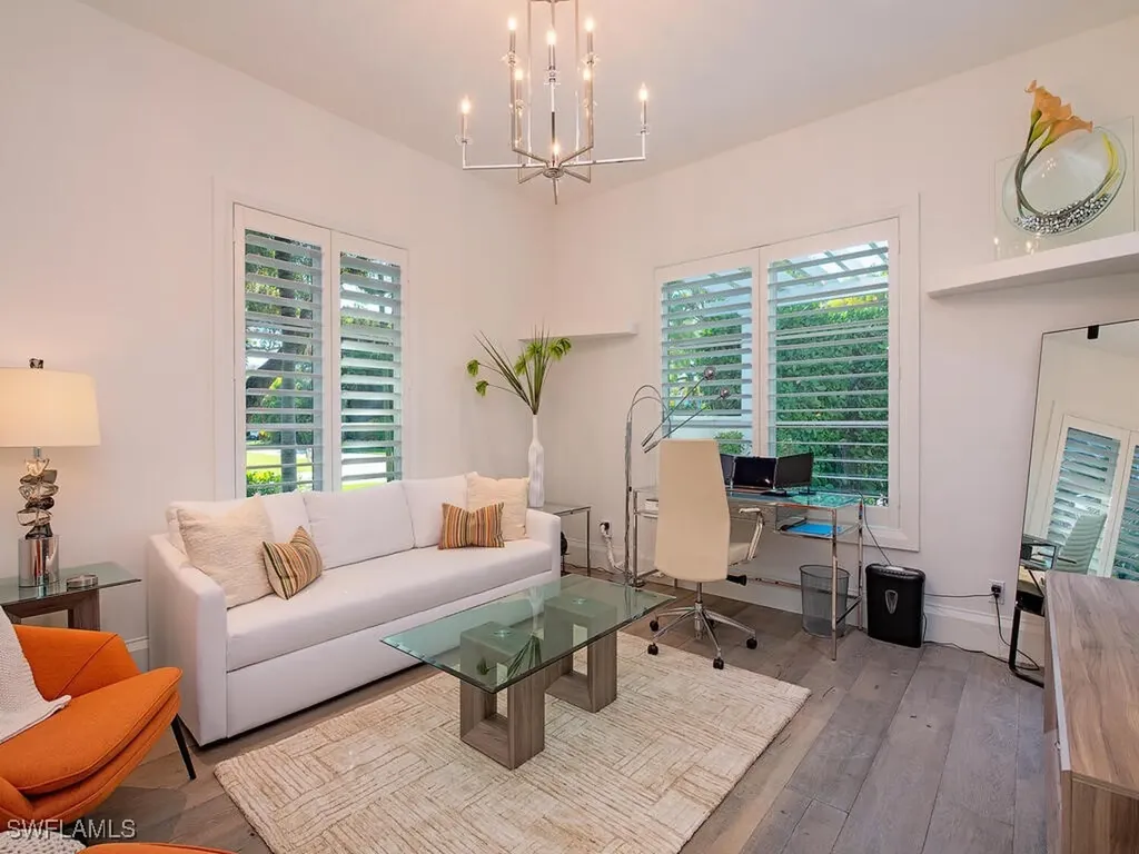 501 2nd Avenue N Naples FL 34102