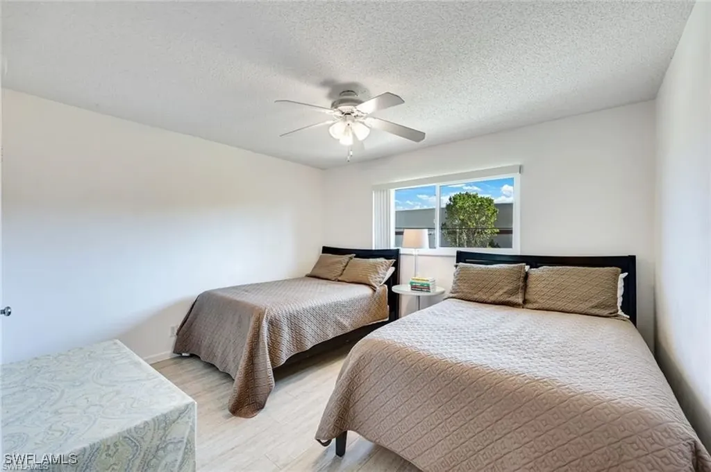 2000 Alamanda Drive Naples FL 34102