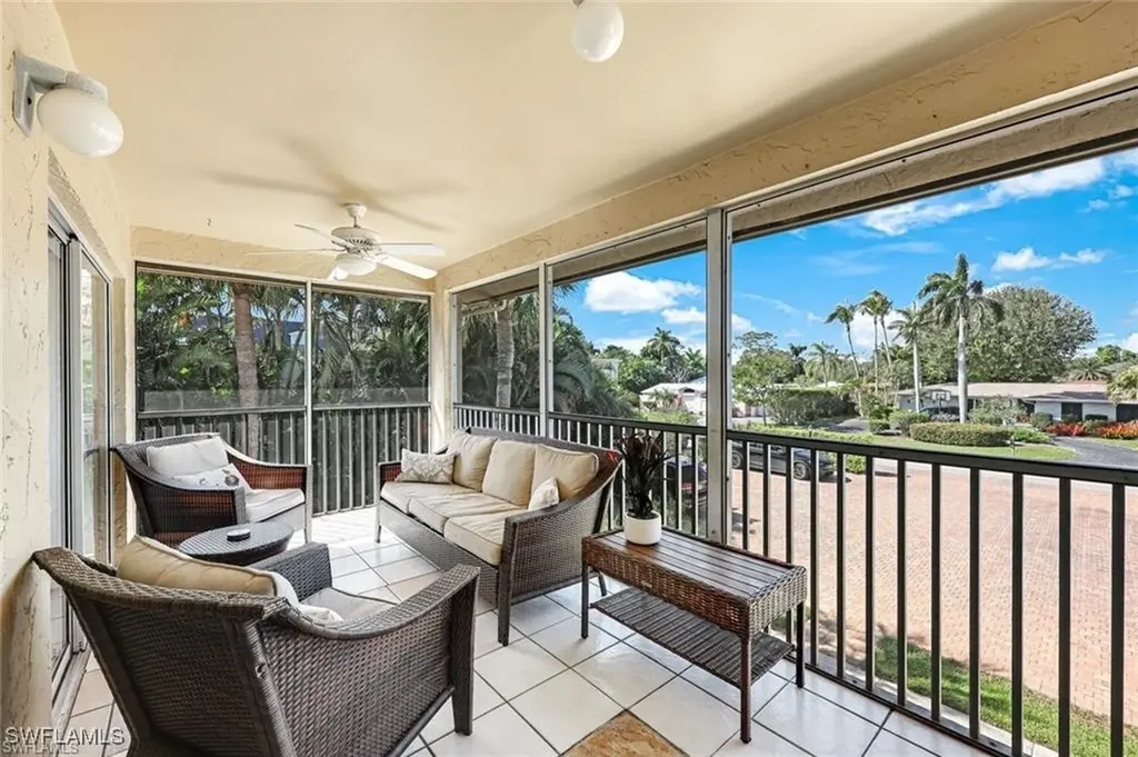 2000 Alamanda Drive Naples FL 34102