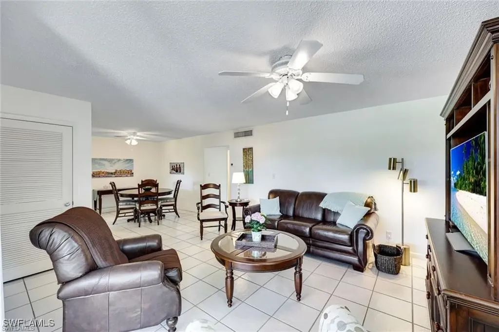 2000 Alamanda Drive Naples FL 34102