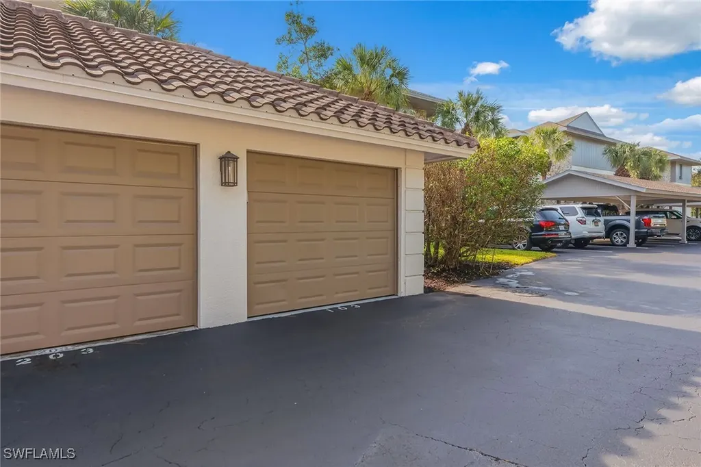 776 Eagle Creek Drive Naples FL 34113
