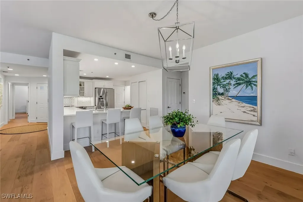 776 Eagle Creek Drive Naples FL 34113