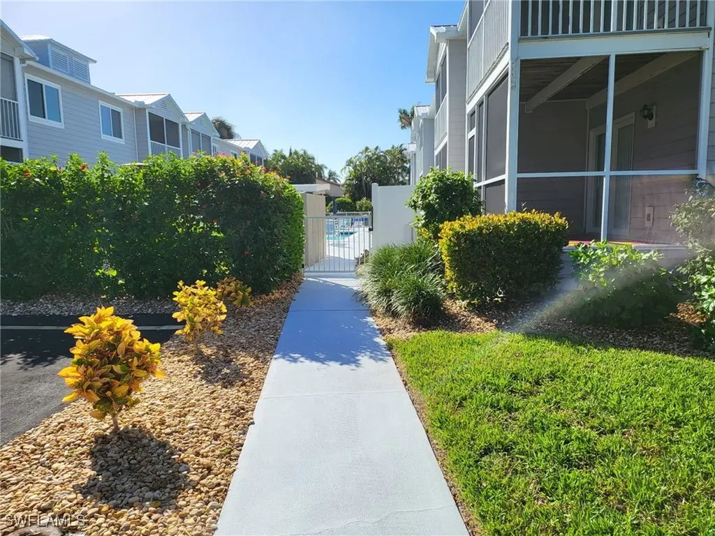 829 W Elkcam Circle Marco Island FL 34145