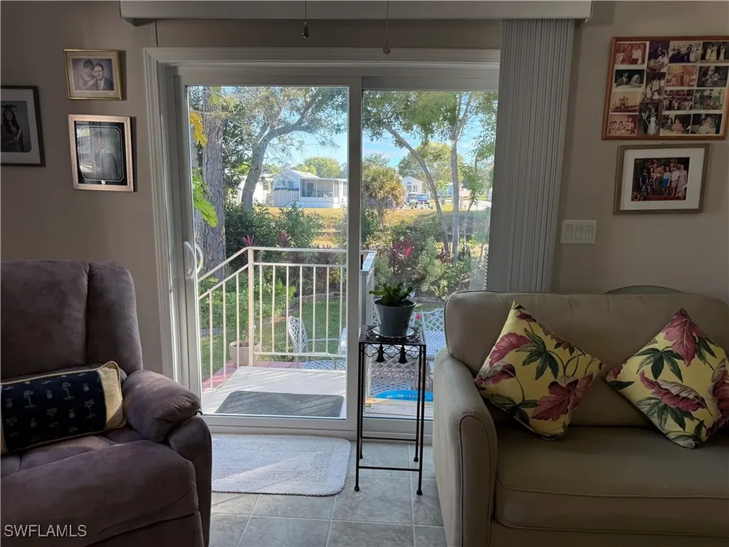 25 Bass Lane Naples FL 34114