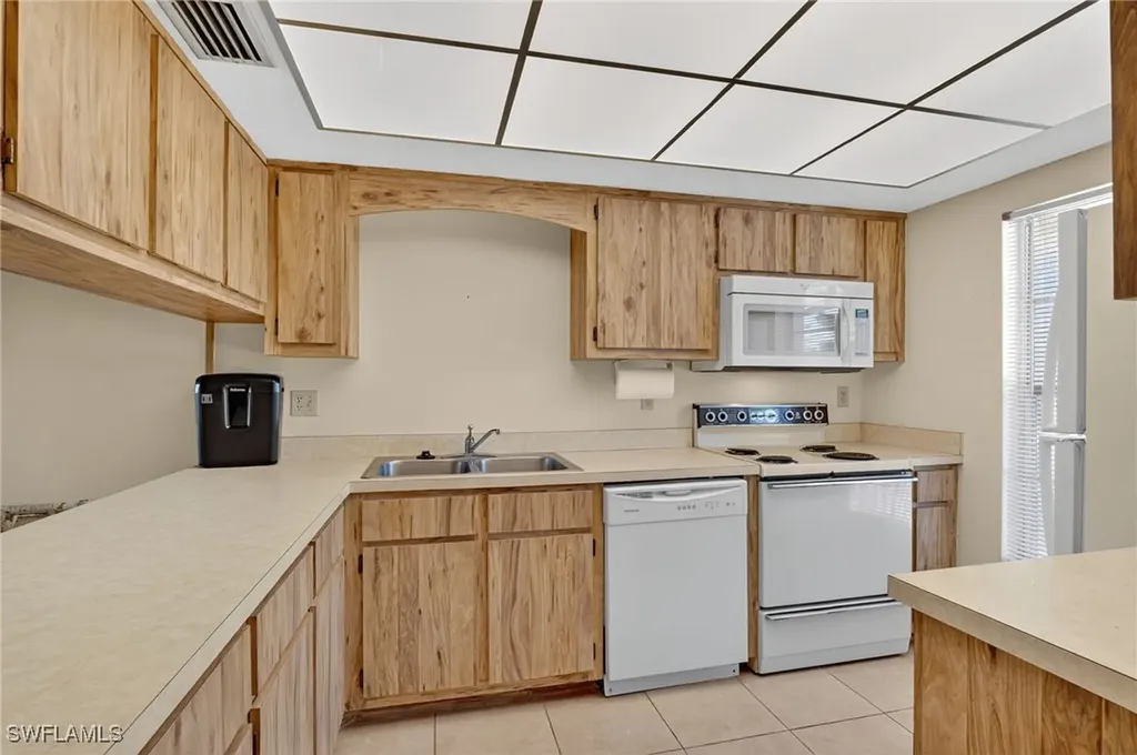 16031 Dublin Circle Fort Myers FL 33908
