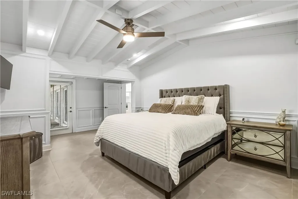 453 18th Avenue S Naples FL 34102