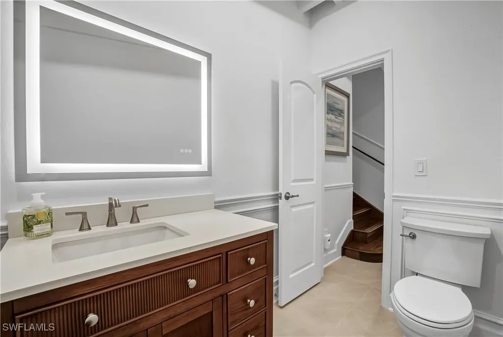 453 18th Avenue S Naples FL 34102