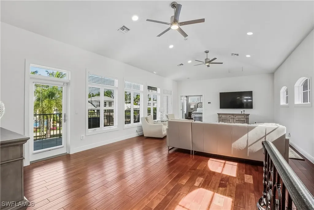 453 18th Avenue S Naples FL 34102