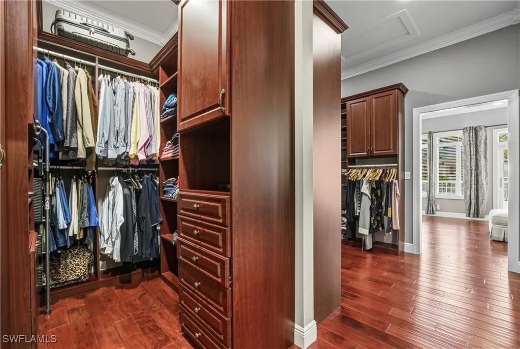 453 18th Avenue S Naples FL 34102