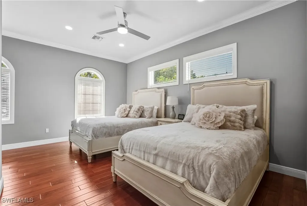 453 18th Avenue S Naples FL 34102