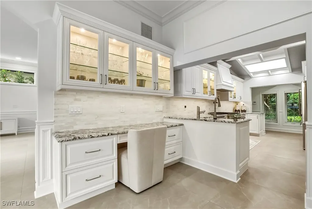 453 18th Avenue S Naples FL 34102