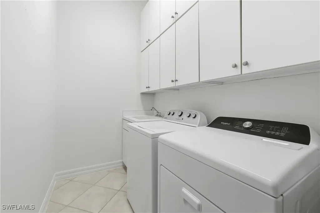 24784 Hollybrier Lane Bonita Springs FL 34134