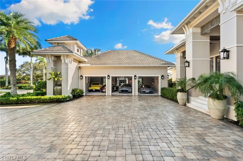 26180 Woodlyn Drive Bonita Springs FL 34134
