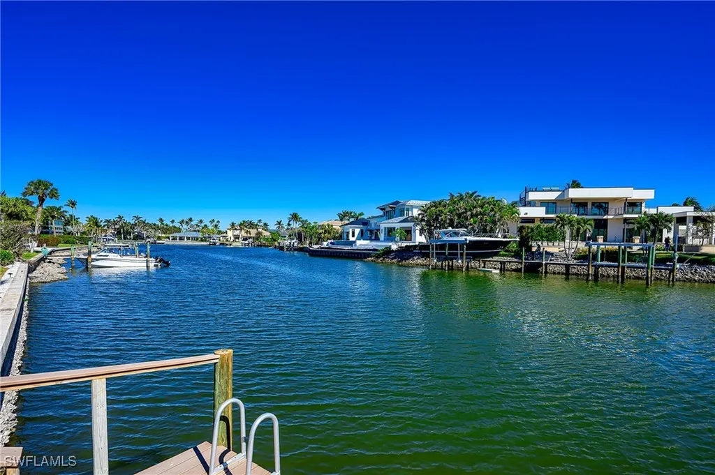 1550 Gulf Shore Boulevard N Naples FL 34102