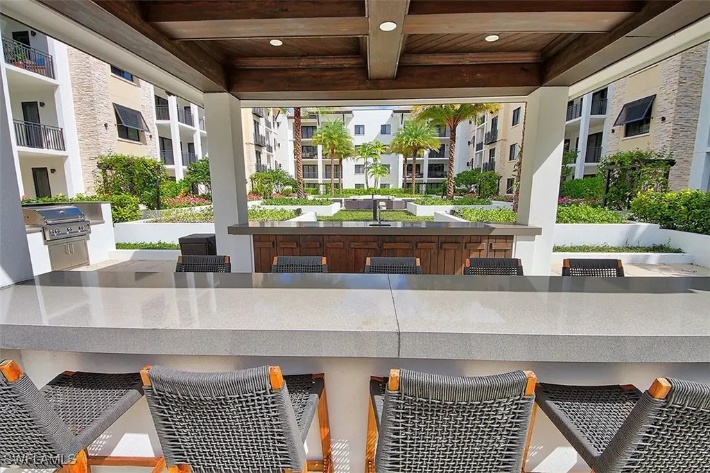 1035 3rd Avenue S Naples FL 34102