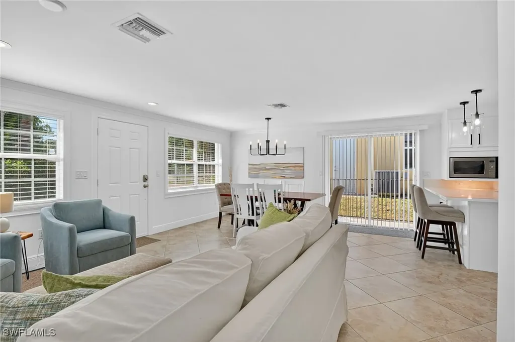 759 92nd Avenue N Naples FL 34108