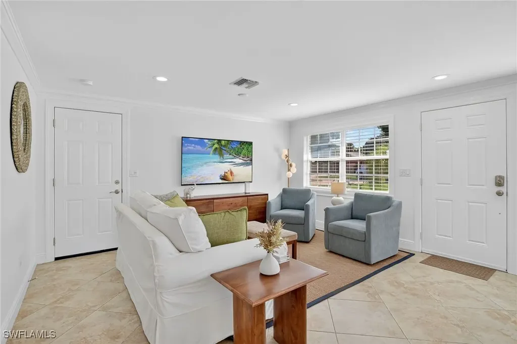 759 92nd Avenue N Naples FL 34108