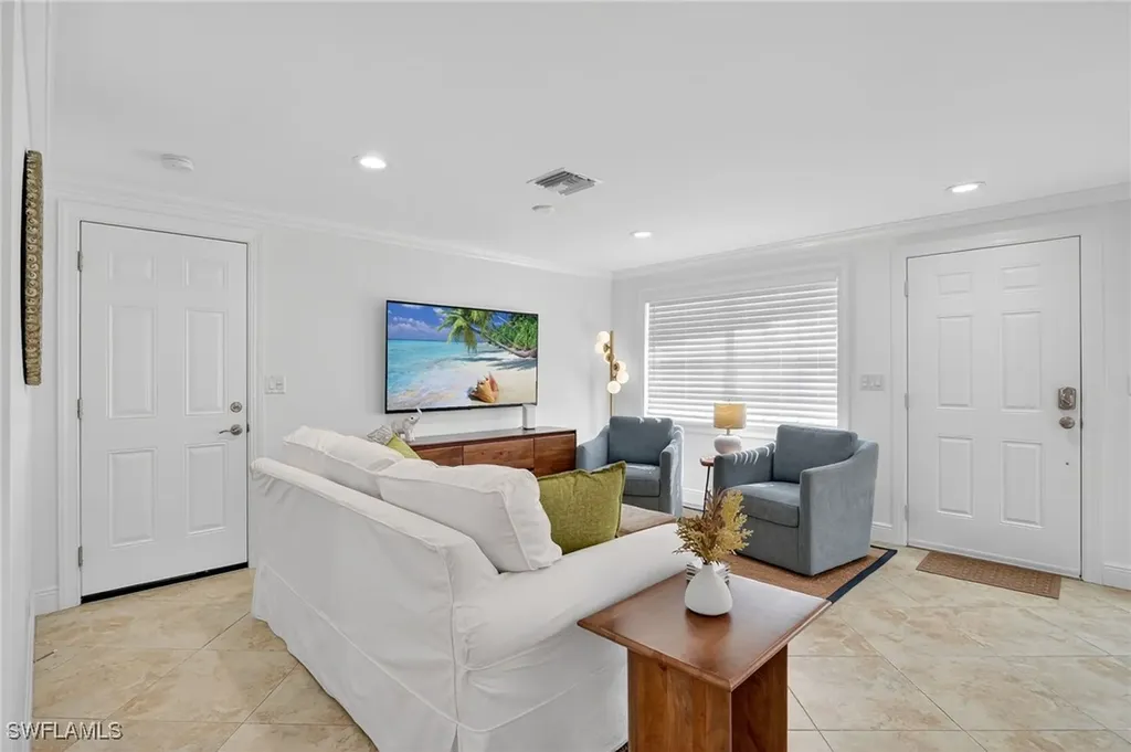 759 92nd Avenue N Naples FL 34108