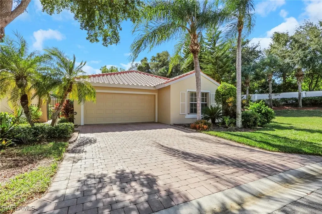 8896 Cascades Isle Boulevard Estero FL 33928