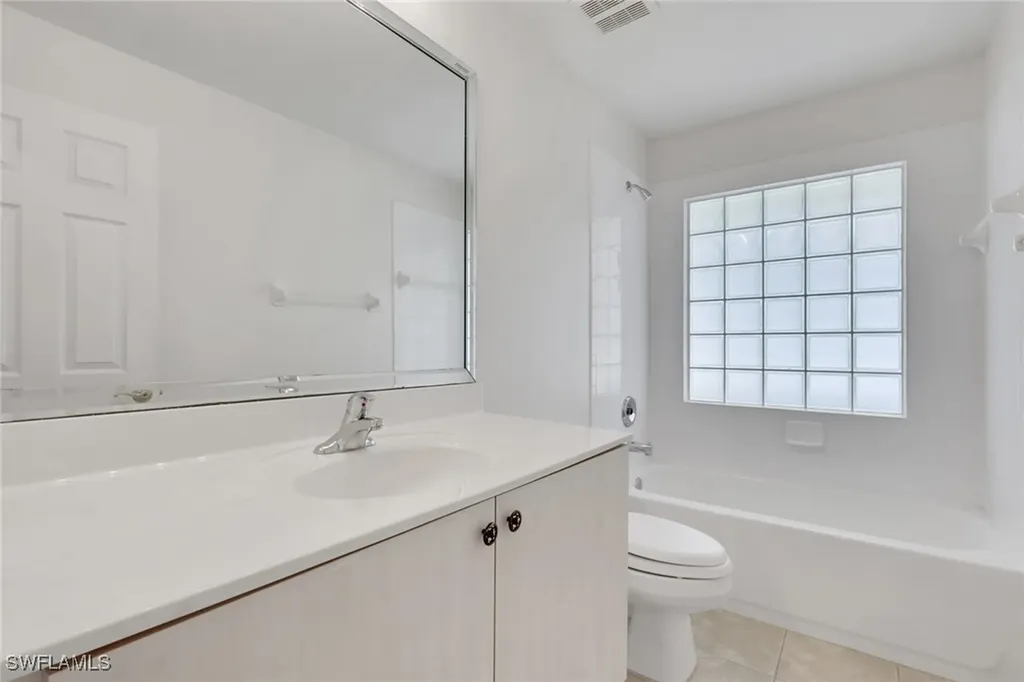 8896 Cascades Isle Boulevard Estero FL 33928