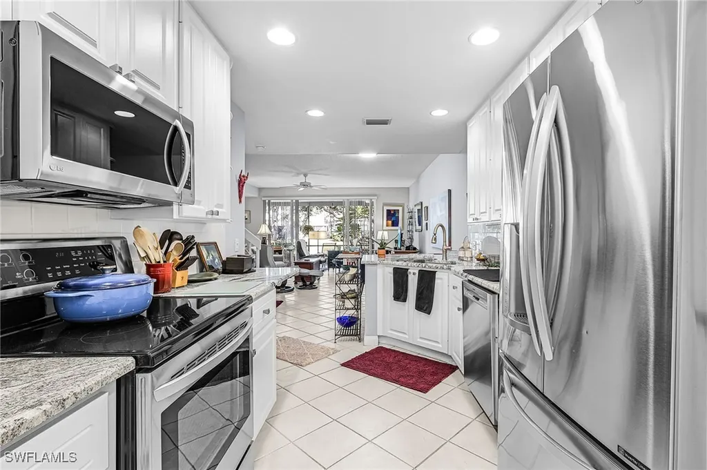5733 Cove Circle Naples FL 34119